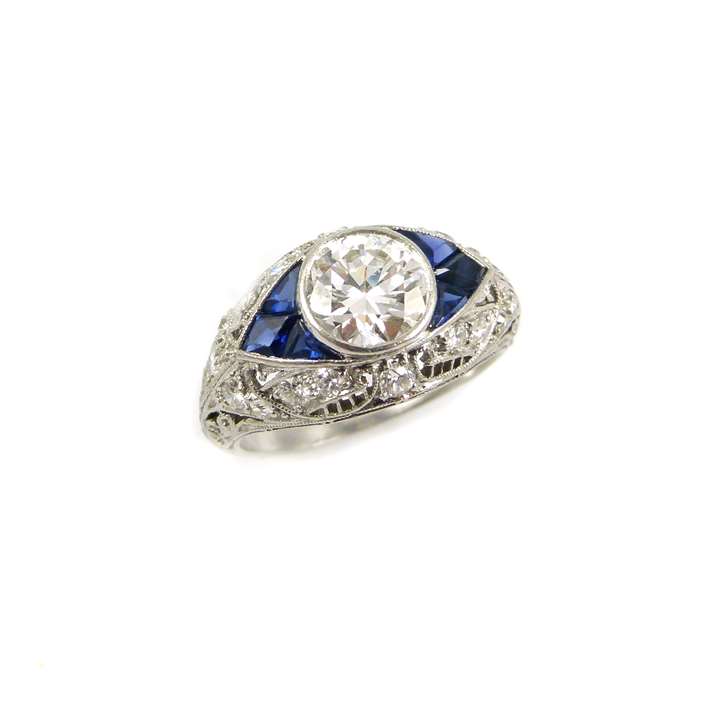 Early 20th century diamond and sapphire boat shaped cluster ring